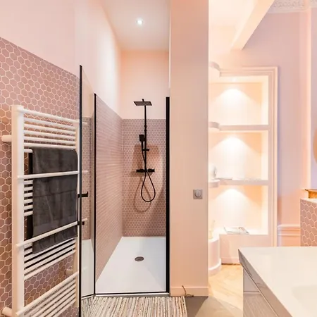 Apartment Madeleine - Balneo Confort Absolu *